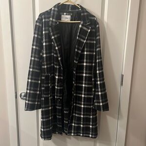 FashionNova Men’s XL Black/White/Gray Peacoat.